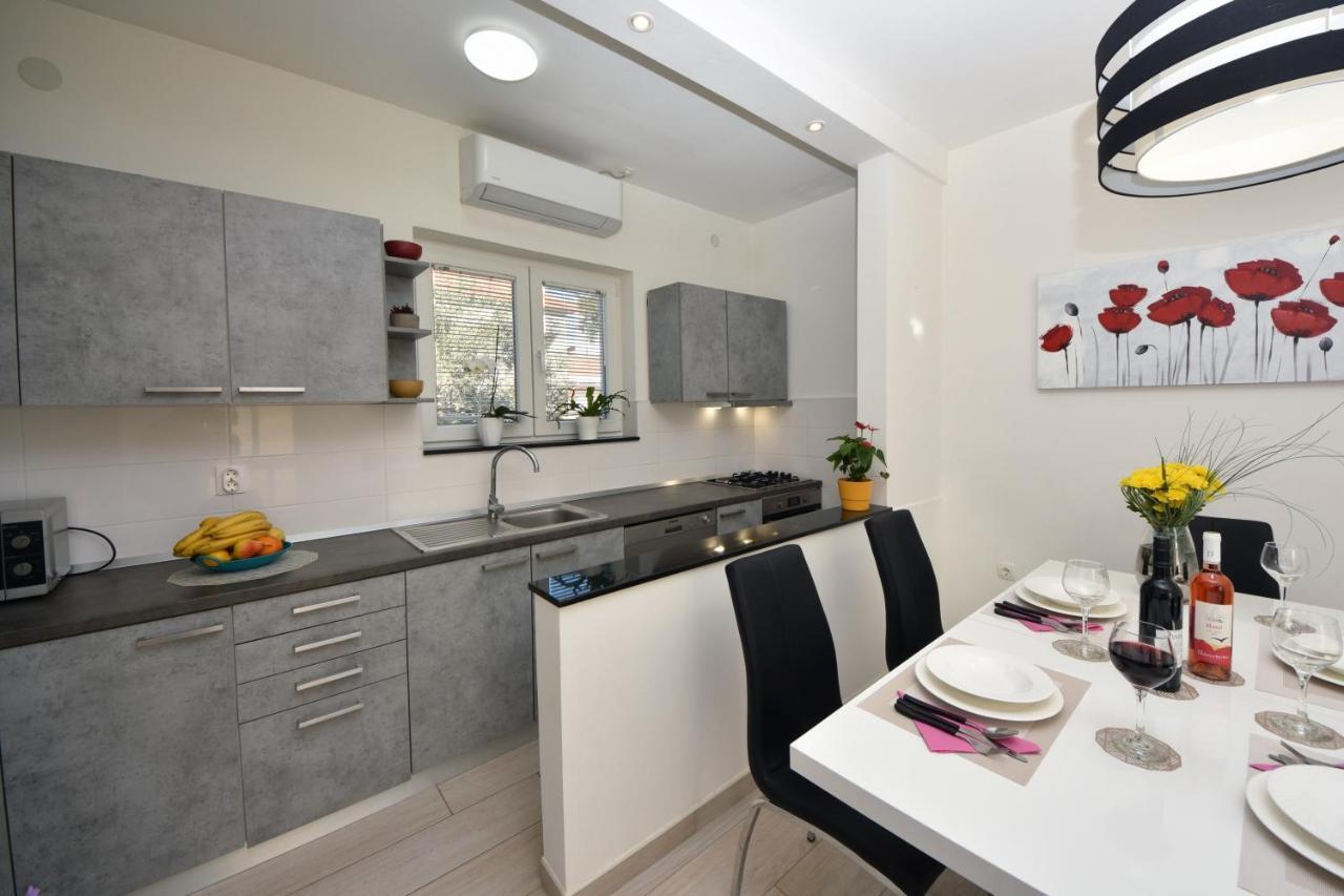 Greenvine Apartment Zadar Eksteriør billede